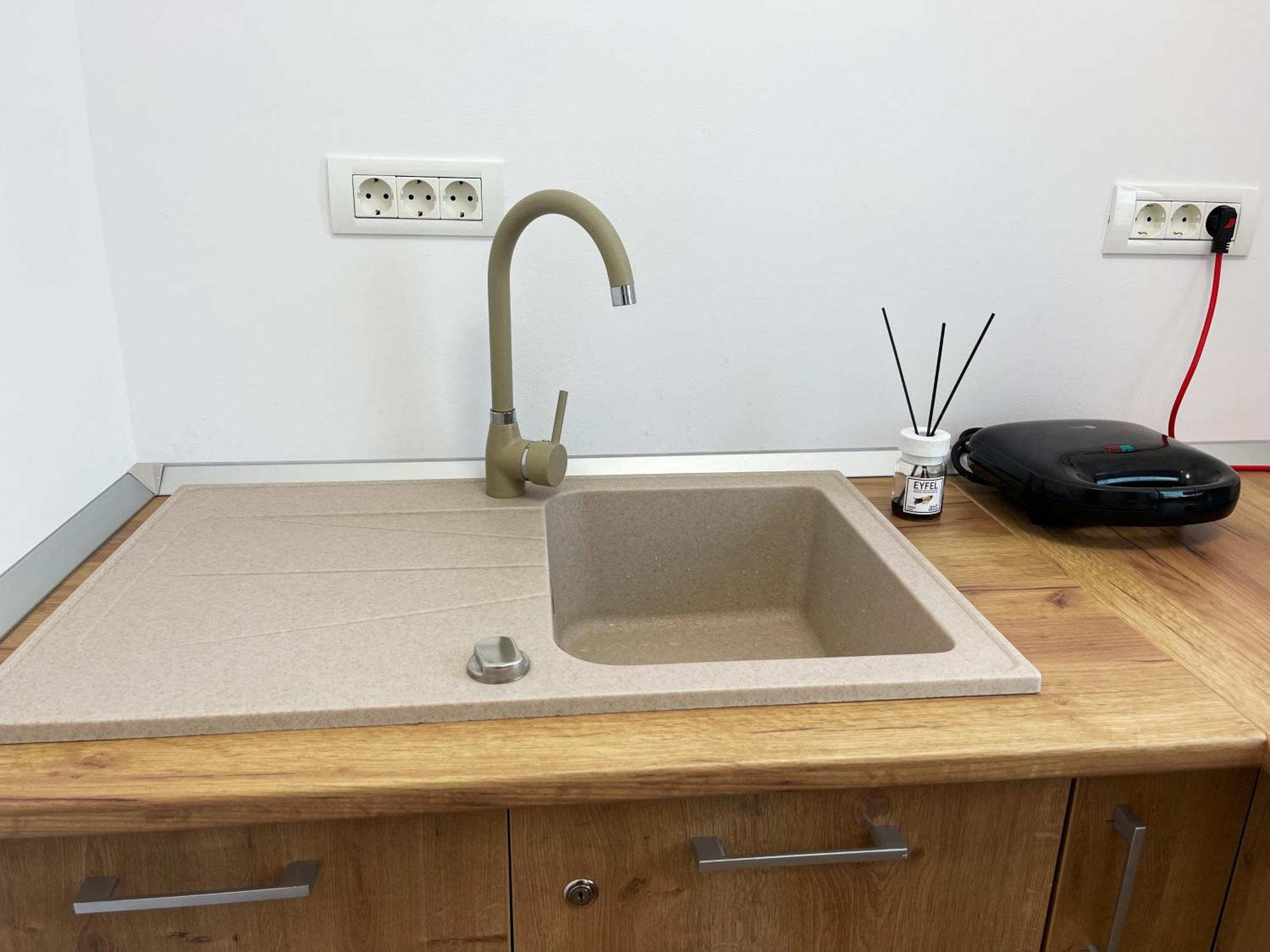 Central Residence Târgu Jiu エクステリア 写真